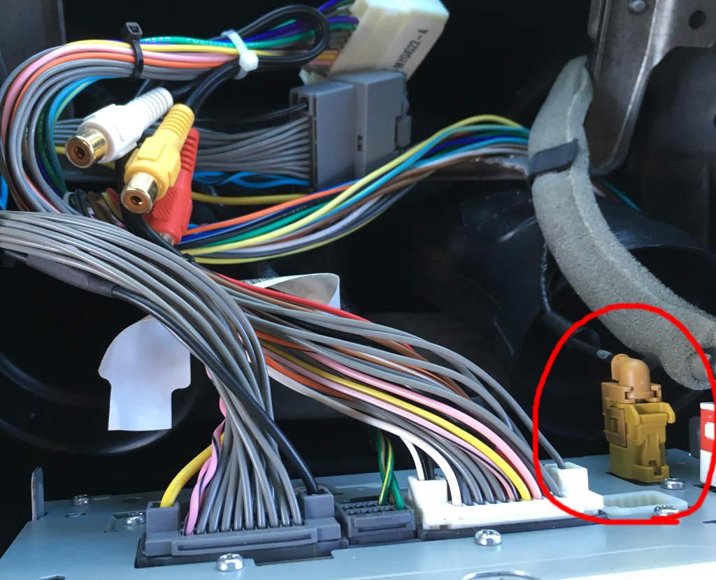 Fixing MyGIG 430N Sirius/XM GPS Antenna Cable in a 2016 Jeep Wrangler JK -  VnutZ Domain